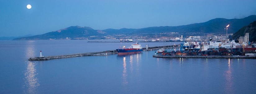 Le port de Skikda.