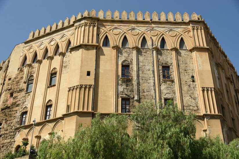 Façade du palais arabo-normand